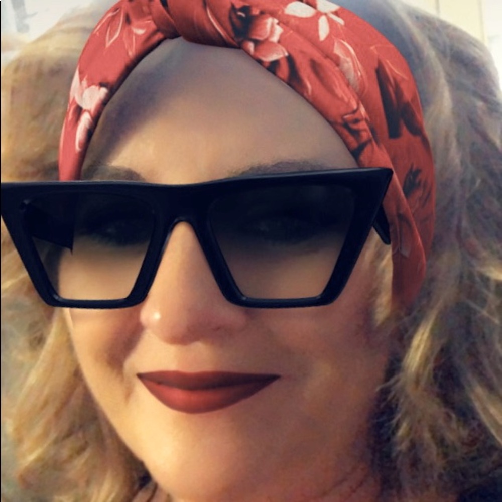 Meet your Posher, Mellissa